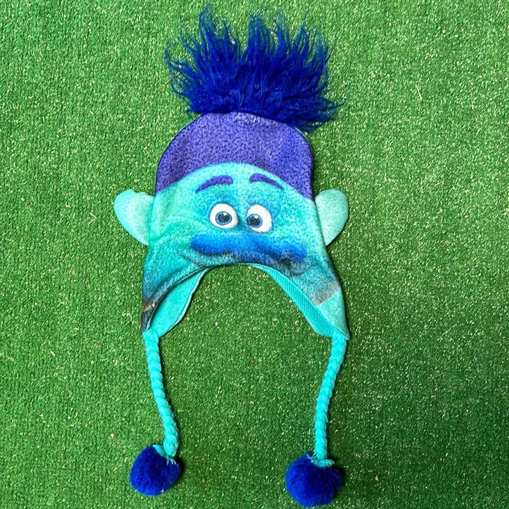 Trolls toboggan!